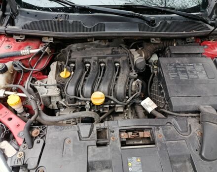 Червоний Рено Меган, об'ємом двигуна 1.6 л та пробігом 208 тис. км за 6300 $, фото 6 на Automoto.ua