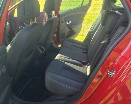 Красный Рено Меган, объемом двигателя 2 л и пробегом 189 тыс. км за 2354 $, фото 15 на Automoto.ua