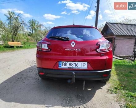Красный Рено Меган, объемом двигателя 1.46 л и пробегом 283 тыс. км за 6600 $, фото 1 на Automoto.ua
