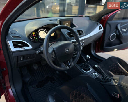 Червоний Рено Меган, об'ємом двигуна 1.46 л та пробігом 240 тис. км за 6800 $, фото 13 на Automoto.ua