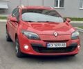 Красный Рено Меган, объемом двигателя 1.46 л и пробегом 177 тыс. км за 8200 $, фото 1 на Automoto.ua