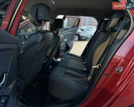 Червоний Рено Меган, об'ємом двигуна 1.46 л та пробігом 240 тис. км за 6800 $, фото 16 на Automoto.ua