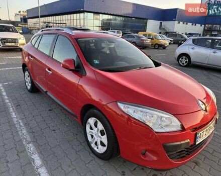 Червоний Рено Меган, об'ємом двигуна 1.46 л та пробігом 162 тис. км за 7400 $, фото 4 на Automoto.ua