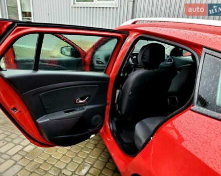 Червоний Рено Меган, об'ємом двигуна 1.46 л та пробігом 255 тис. км за 5950 $, фото 4 на Automoto.ua