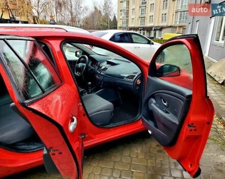 Червоний Рено Меган, об'ємом двигуна 1.46 л та пробігом 255 тис. км за 5950 $, фото 6 на Automoto.ua
