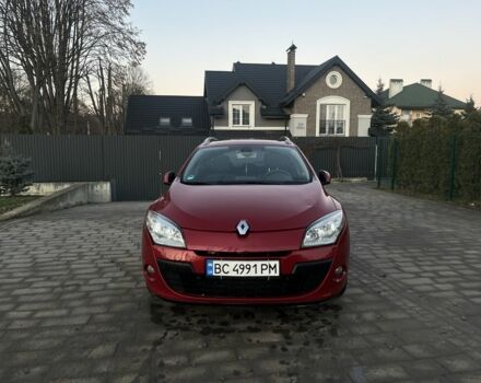 Красный Рено Меган, объемом двигателя 1.5 л и пробегом 202 тыс. км за 7200 $, фото 5 на Automoto.ua