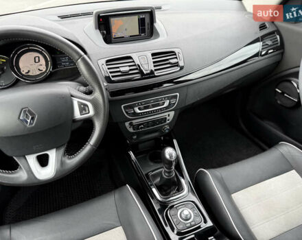 Червоний Рено Меган, об'ємом двигуна 1.5 л та пробігом 197 тис. км за 9200 $, фото 28 на Automoto.ua