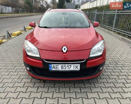Красный Рено Меган, объемом двигателя 1.46 л и пробегом 224 тыс. км за 7000 $, фото 10 на Automoto.ua