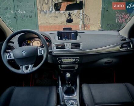 Красный Рено Меган, объемом двигателя 1.5 л и пробегом 244 тыс. км за 7199 $, фото 23 на Automoto.ua