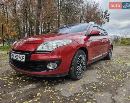 Красный Рено Меган, объемом двигателя 1.5 л и пробегом 295 тыс. км за 6500 $, фото 3 на Automoto.ua