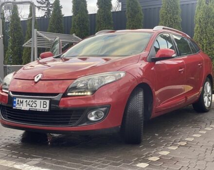Красный Рено Меган, объемом двигателя 1.5 л и пробегом 285 тыс. км за 7700 $, фото 5 на Automoto.ua