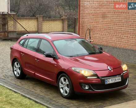 Красный Рено Меган, объемом двигателя 1.46 л и пробегом 220 тыс. км за 6350 $, фото 1 на Automoto.ua