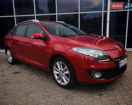 Красный Рено Меган, объемом двигателя 1.5 л и пробегом 244 тыс. км за 7199 $, фото 2 на Automoto.ua
