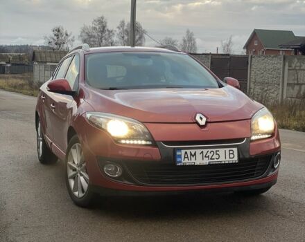 Красный Рено Меган, объемом двигателя 1.5 л и пробегом 285 тыс. км за 7700 $, фото 2 на Automoto.ua