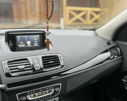 Красный Рено Меган, объемом двигателя 1.46 л и пробегом 220 тыс. км за 6350 $, фото 31 на Automoto.ua