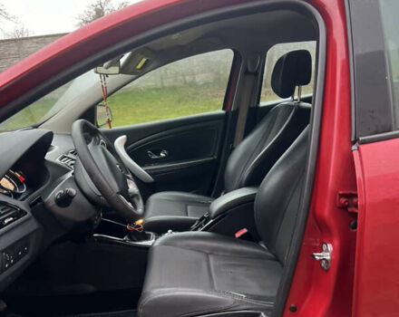 Красный Рено Меган, объемом двигателя 1.46 л и пробегом 220 тыс. км за 6350 $, фото 34 на Automoto.ua