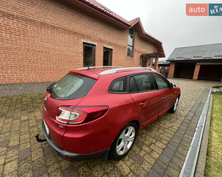 Красный Рено Меган, объемом двигателя 1.46 л и пробегом 220 тыс. км за 6350 $, фото 14 на Automoto.ua