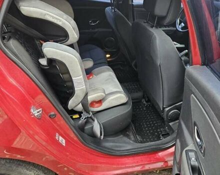 Красный Рено Меган, объемом двигателя 1.5 л и пробегом 295 тыс. км за 6500 $, фото 17 на Automoto.ua