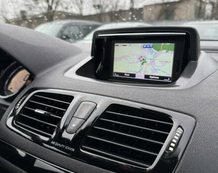 Красный Рено Меган, объемом двигателя 1.5 л и пробегом 219 тыс. км за 8900 $, фото 17 на Automoto.ua