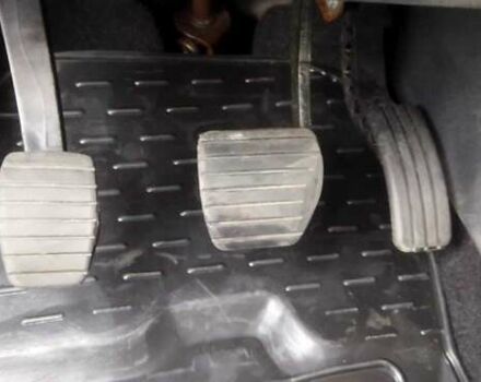 Червоний Рено Меган, об'ємом двигуна 1.6 л та пробігом 120 тис. км за 8300 $, фото 22 на Automoto.ua