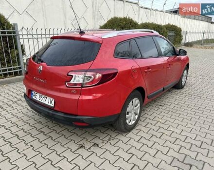 Красный Рено Меган, объемом двигателя 1.46 л и пробегом 224 тыс. км за 7000 $, фото 15 на Automoto.ua