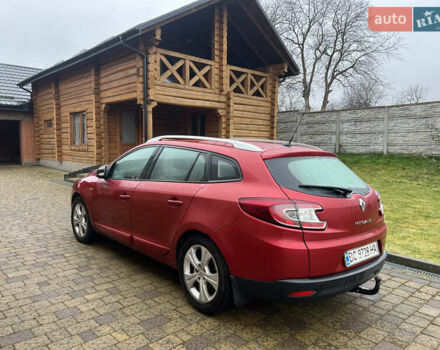 Красный Рено Меган, объемом двигателя 1.46 л и пробегом 220 тыс. км за 6350 $, фото 13 на Automoto.ua