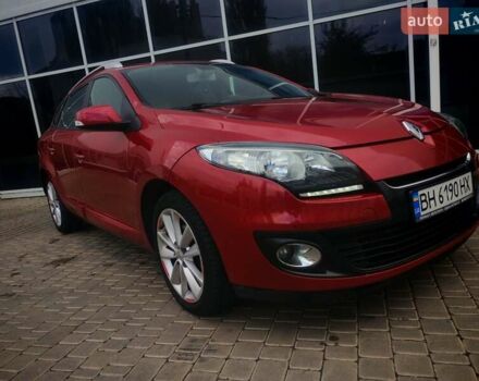 Красный Рено Меган, объемом двигателя 1.5 л и пробегом 244 тыс. км за 7199 $, фото 3 на Automoto.ua