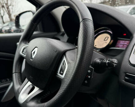 Красный Рено Меган, объемом двигателя 1.5 л и пробегом 219 тыс. км за 8900 $, фото 11 на Automoto.ua