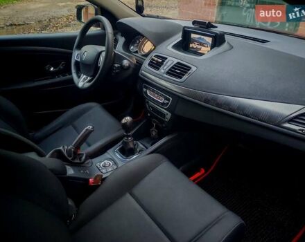 Красный Рено Меган, объемом двигателя 1.5 л и пробегом 244 тыс. км за 7199 $, фото 22 на Automoto.ua