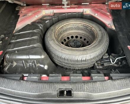 Красный Рено Меган, объемом двигателя 1.46 л и пробегом 224 тыс. км за 7000 $, фото 4 на Automoto.ua