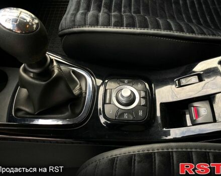 Червоний Рено Меган, об'ємом двигуна 1.5 л та пробігом 186 тис. км за 7500 $, фото 12 на Automoto.ua