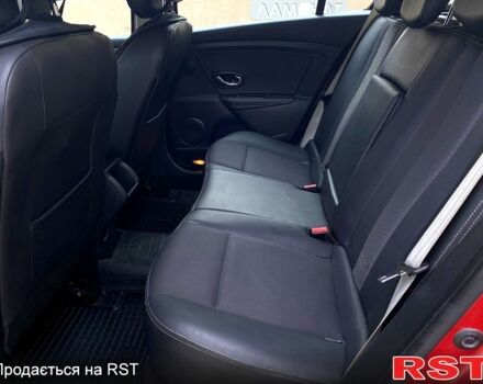 Красный Рено Меган, объемом двигателя 1.5 л и пробегом 186 тыс. км за 7500 $, фото 10 на Automoto.ua