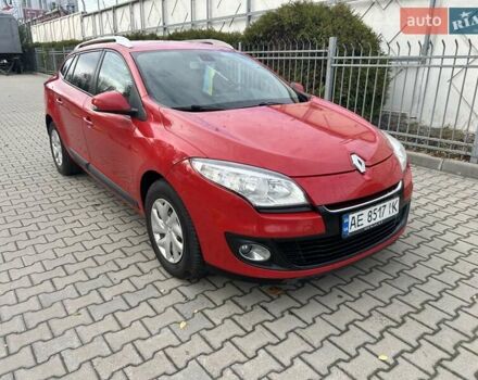 Красный Рено Меган, объемом двигателя 1.46 л и пробегом 224 тыс. км за 7000 $, фото 12 на Automoto.ua