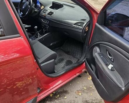 Красный Рено Меган, объемом двигателя 1.5 л и пробегом 295 тыс. км за 6500 $, фото 16 на Automoto.ua