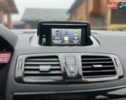 Красный Рено Меган, объемом двигателя 1.46 л и пробегом 220 тыс. км за 6350 $, фото 27 на Automoto.ua