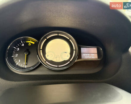 Красный Рено Меган, объемом двигателя 1.46 л и пробегом 181 тыс. км за 6800 $, фото 12 на Automoto.ua