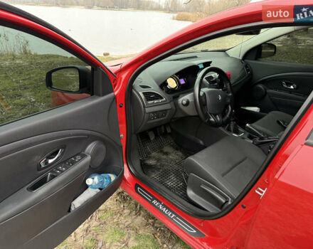 Червоний Рено Меган, об'ємом двигуна 1.46 л та пробігом 183 тис. км за 8900 $, фото 13 на Automoto.ua