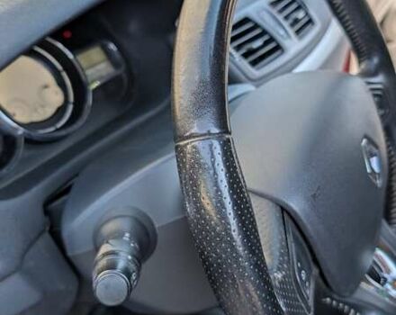 Красный Рено Меган, объемом двигателя 1.46 л и пробегом 187 тыс. км за 9500 $, фото 12 на Automoto.ua