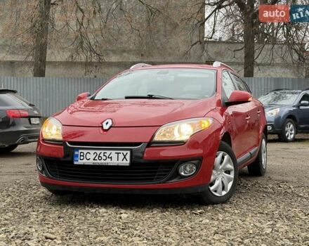 Красный Рено Меган, объемом двигателя 1.5 л и пробегом 165 тыс. км за 7450 $, фото 3 на Automoto.ua