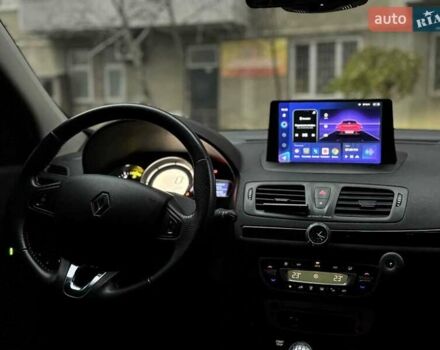 Красный Рено Меган, объемом двигателя 1.5 л и пробегом 257 тыс. км за 8500 $, фото 14 на Automoto.ua