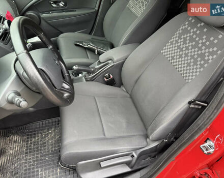 Червоний Рено Меган, об'ємом двигуна 1.46 л та пробігом 183 тис. км за 8900 $, фото 10 на Automoto.ua