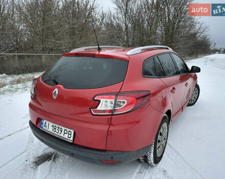 Красный Рено Меган, объемом двигателя 1.46 л и пробегом 225 тыс. км за 7900 $, фото 8 на Automoto.ua