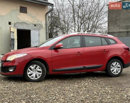 Красный Рено Меган, объемом двигателя 1.5 л и пробегом 165 тыс. км за 7450 $, фото 5 на Automoto.ua