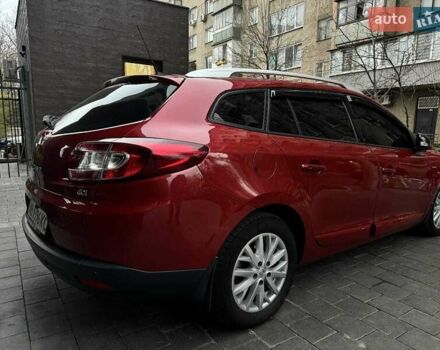 Красный Рено Меган, объемом двигателя 1.5 л и пробегом 257 тыс. км за 8500 $, фото 6 на Automoto.ua