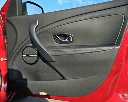 Рено Меган 2013 в Луцке на Automoto.ua Красный Рено Меган, объемом двигателя 1.46 л и пробегом 204 тыс. км за 10000 $, фото 9 на Automoto.ua