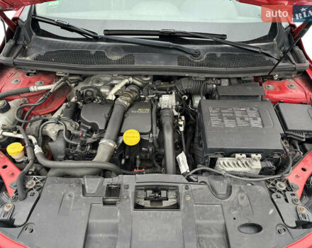 Красный Рено Меган, объемом двигателя 1.46 л и пробегом 225 тыс. км за 7900 $, фото 28 на Automoto.ua