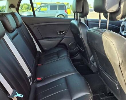 Рено Меган 2013 в Луцке на Automoto.ua Красный Рено Меган, объемом двигателя 1.46 л и пробегом 204 тыс. км за 10000 $, фото 20 на Automoto.ua