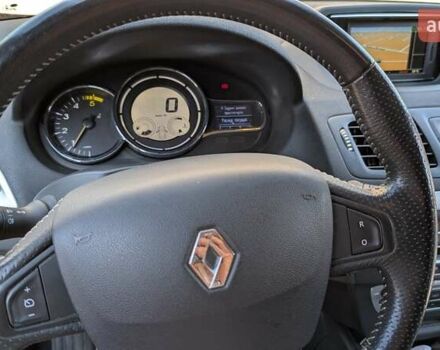 Красный Рено Меган, объемом двигателя 1.46 л и пробегом 187 тыс. км за 9500 $, фото 9 на Automoto.ua