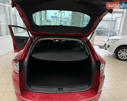 Красный Рено Меган, объемом двигателя 1.46 л и пробегом 181 тыс. км за 6800 $, фото 11 на Automoto.ua