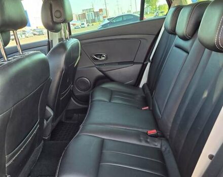 Рено Меган 2013 в Луцке на Automoto.ua Красный Рено Меган, объемом двигателя 1.46 л и пробегом 204 тыс. км за 10000 $, фото 18 на Automoto.ua